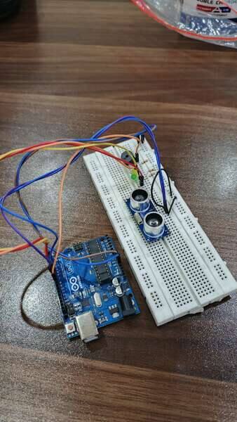 Ultrasonic distance sensor alarm circuit with Arduino built by a STEMForge student